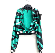 Load image into Gallery viewer, Zebra Stripe Button Jacket
